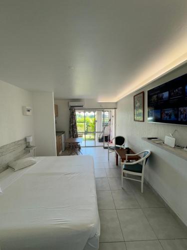 バイムブリッジ Appartement a la marina Residence HOTEL VILLAGE SOLEIL Le Gosier 3つ星 シングルルーム スイート