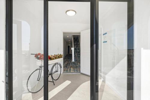 1628 West Oceanfront Oasis 9 in Newport Beach, USA
