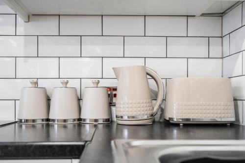 Cosy central apartment - free nearby parking, Liverpool (zdjęcie 9)