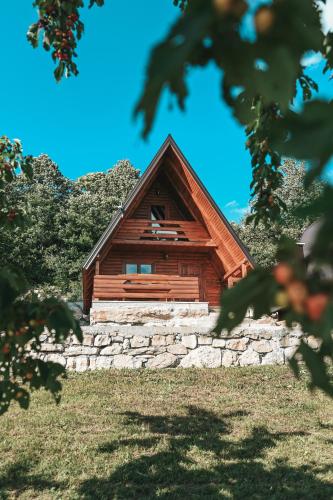 Domaćinstvo braća Rebić (Domacinstvo braca Rebic) in Gacko