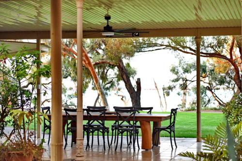 Seadmed, The Jetty Hut - Lake Frontage Barmera Riverland in Barmera