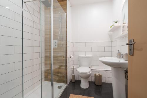 Cosy central apartment - free nearby parking, Liverpool (zdjęcie 11)