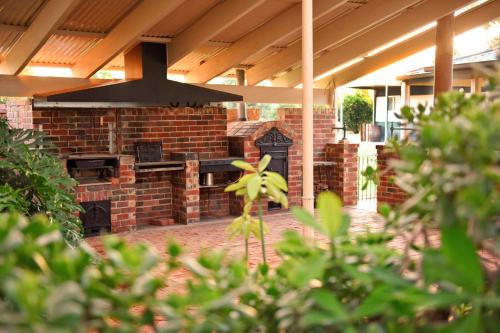 บริการและสิ่งอำนวยความสะดวก, The Jetty Hut - Lake Frontage Barmera Riverland in บาร์เมรา