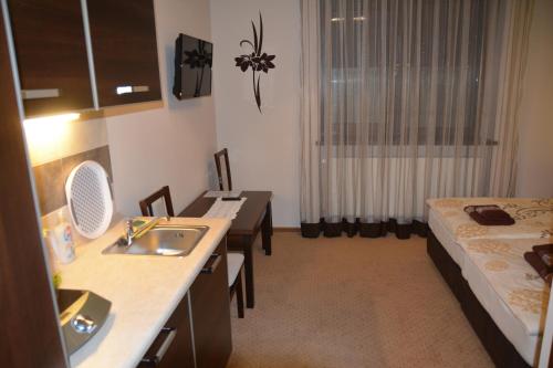 Astra Apartments Astra Apartments