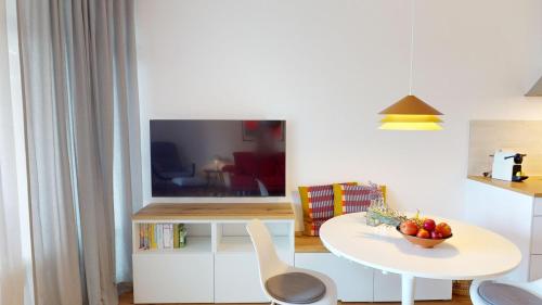 Apartment with Balcony image 10