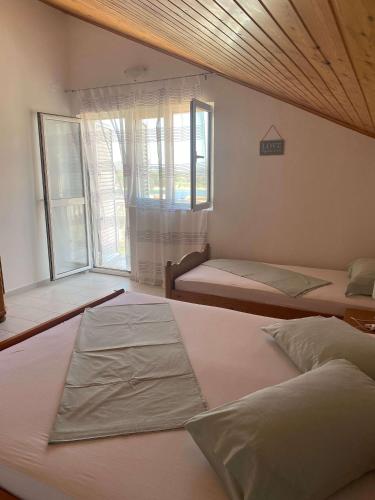 One-Bedroom Apartment with Balcony and Sea View