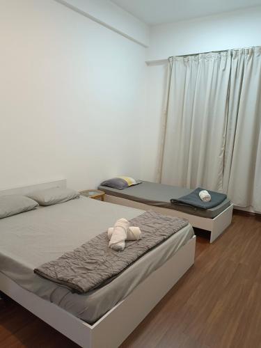 Lägenhet på 1000 m² i Bandar Indah, med 3 sovrum och 2 badrum (privat) (Sri Indah Pool Condostay) in Sepilok