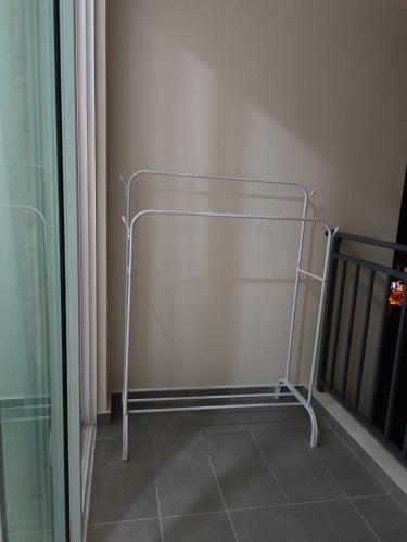 balkong/terrass, Lägenhet på 1000 m² i Bandar Indah, med 3 sovrum och 2 badrum (privat) (Sri Indah Pool Condostay) in Sepilok