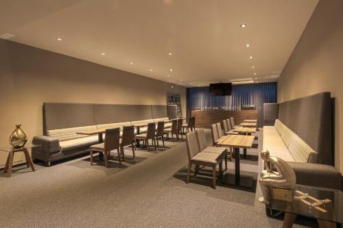 Restaurant, Kharma Suites in Puebla