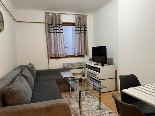 City Center One-Bedroom Loft Apartment - image 4