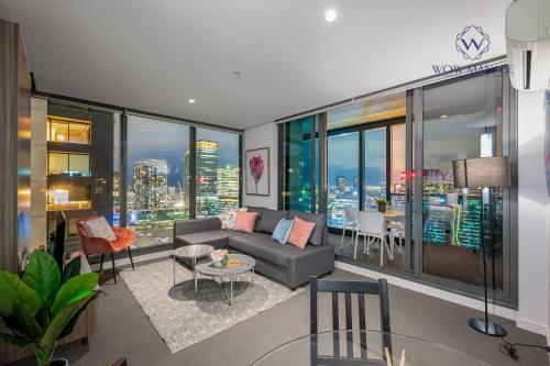 WOW Apartment on Spencer Room Type - Two-Bedroom Apartment with Balcony and Sea View