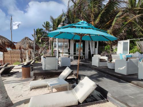 Villa Las Estrellas Tulum - located at the party zone - 해변