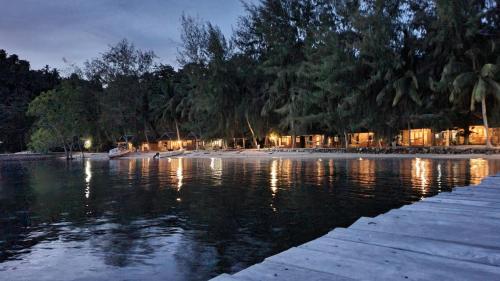 Fadhila Cottages in Tanjung Pude
