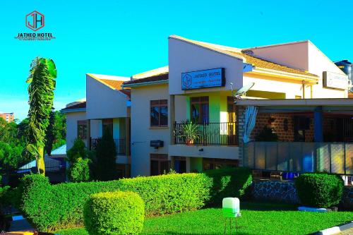Výhled, JATHEO HOTEL RWENTONDO in Mbarara