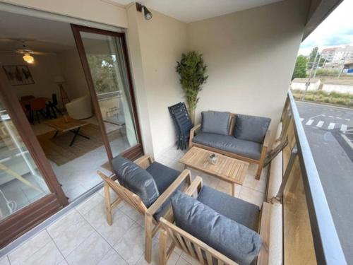 Appartement T3 rénové à 5 min de la plage - Fréjus