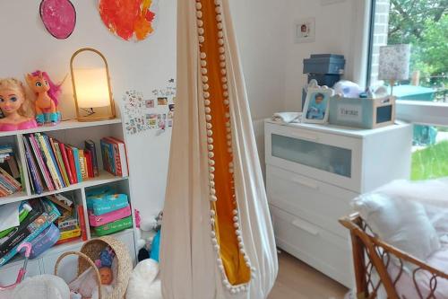 Metro L3 Bel appart lumineux avec jardin in Bagnolet