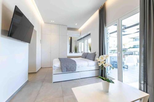 Jacuzzi Luxpenthouse PFaliro, Афины (фото 2)