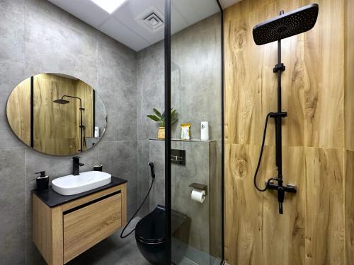 Ultra Luxury Flat Fully Upgrade with Balcony in Marina, Dubai (Foto 8)