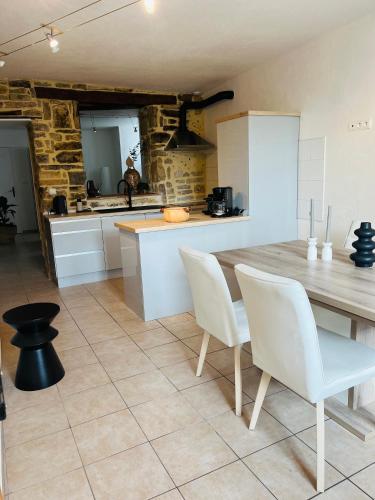 La Maison Cosy in Menetru-le-Vignoble