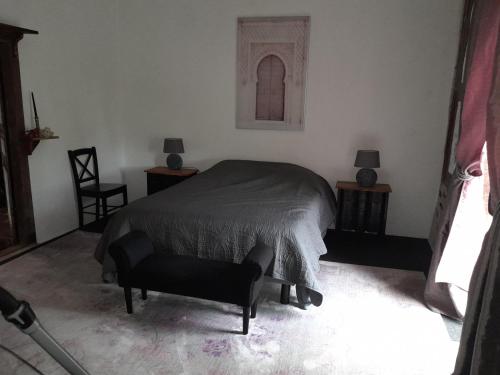 La petite Salamandre bleue BnB Exeidioux