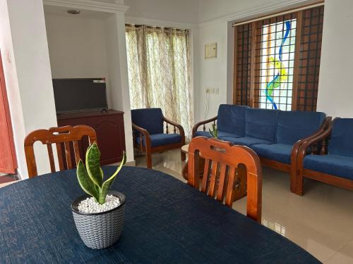 2 bedrooms, 3 beds