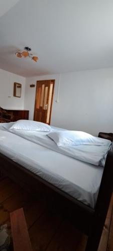 Cabana Eduard Cabana Eduard