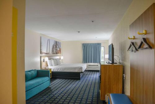 Days Inn by Wyndham Mount Vernon in Mount Vernon, USA