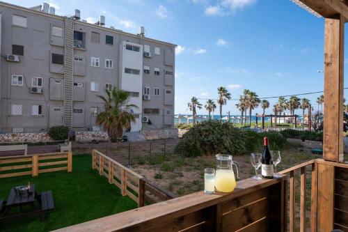 מבנים בים 75-26 Suites at sea in Mount Carmel