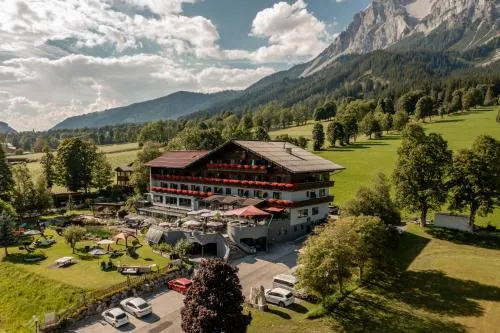 Hotel Berghof in Ramsau am Dachstein, Österreich