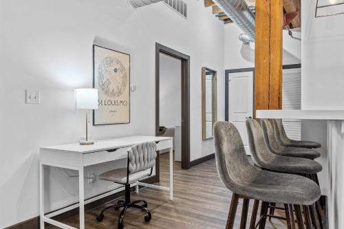 2BR Loft-Parking-Gym-Roof Deck-4K in Saint Louis, USA