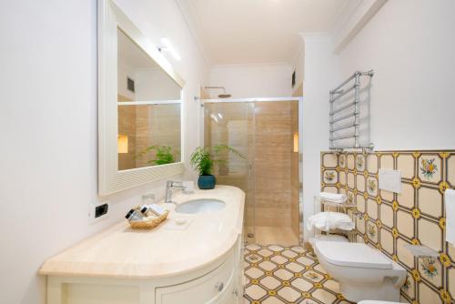 La Reginella Resort & Spa Room Type - Superior Double Room La Reginella Resort & Spa Room Type - Superior Double Room