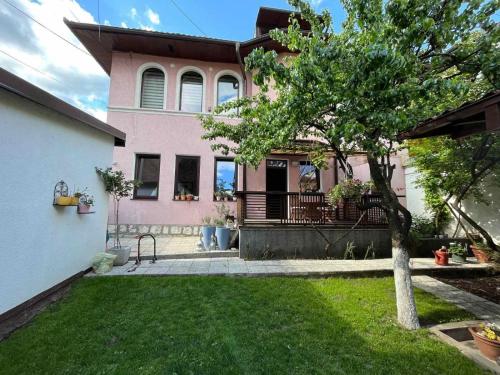 Apartments Music and Garden