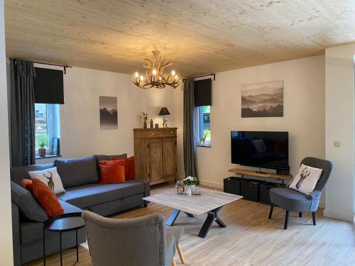 Waldblick - Holiday home with wellness in Ouren, Бург-Ройланд (фото 4)