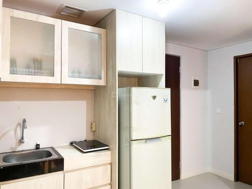 Two-Bedroom Apartment image 4