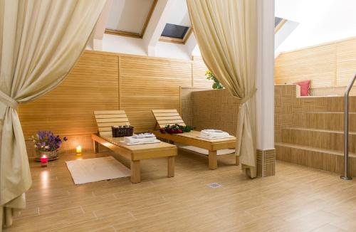 Boutique Hotel Seven Days In Czech Republic - 