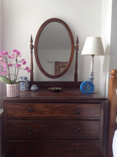 Holmewood Homestay - image 4