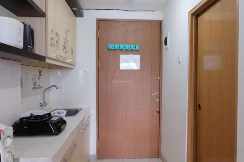 Best Studio Apartment at Pinewood Jatinangor By Travelio - image 3