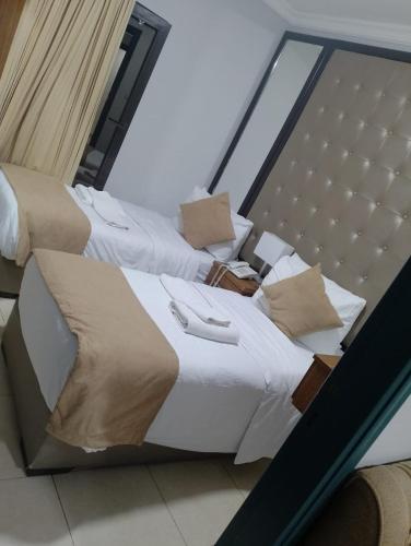 Shami Plaza Hotel - image 12