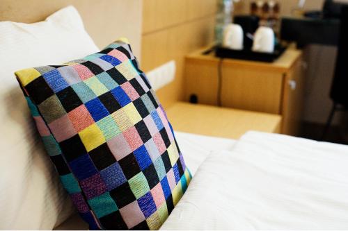 2 twin beds