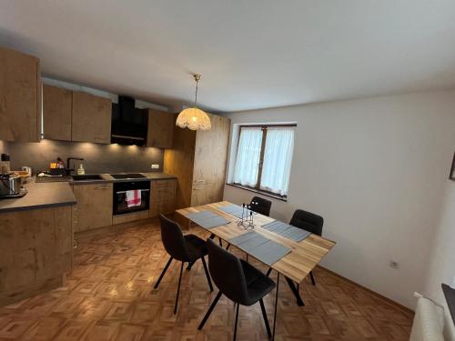 廚房, Zell Views Apartments in 澤爾 安 齊勒爾