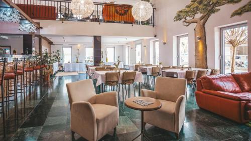 Malkia Penzion in 奥雷奇奥瓦博顿