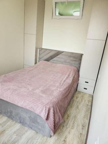 Apt with 2 rooms bedroom and living room, Ереван (фото 7)