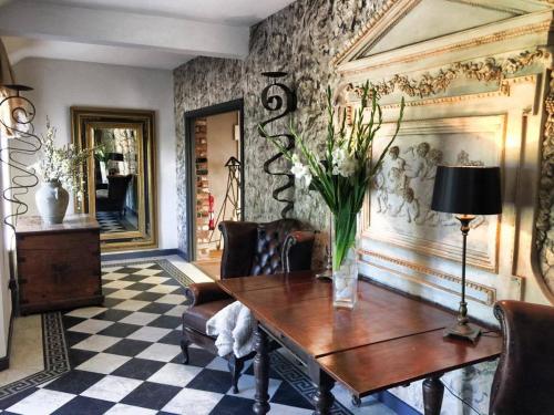 Lobby, Meifod country house hotel in Caernarfon