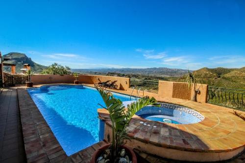 Peldbaseins, Casa Disa in Turre