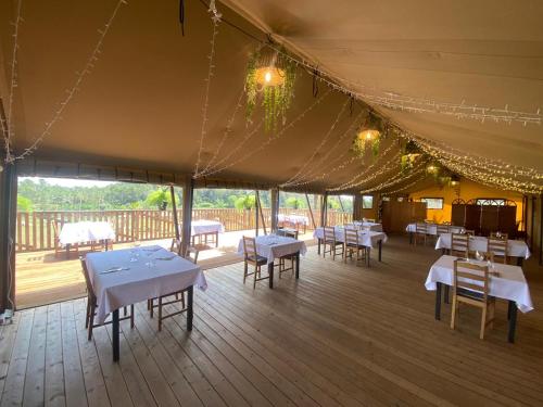 Étterem, Glamping VALL de CODÓ in Terrades