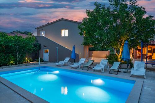 Holiday house Leone – khách sạn tại Bibici