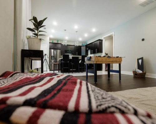 Majestic House 3BR 8PX Parking BBQ at Stonecrest in Lithonia, USA