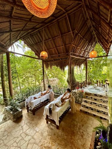 Massage, Eco Hostal Yuluka in Santa Marta