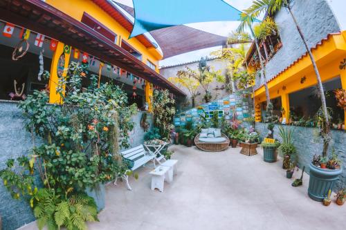 Kert, Village Potira - The Guest House in Jacarepagua