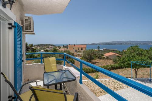 Mediu înconjurător, Fiore Di Mare Studios in Lassi